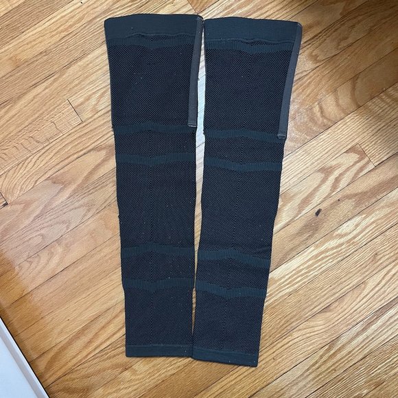 Synergy Compression Comfort Leg Support - Picture 4 of 4